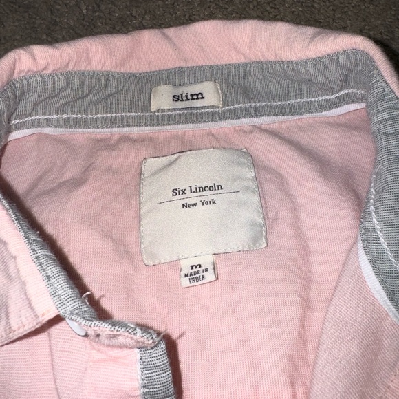 Men’s Button Up Short Sleeve Shirt - Picture 2 of 2